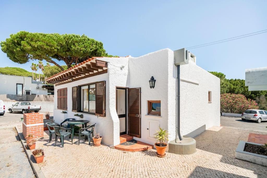 Sunny Villa With Golf Front View Vilamoura Exteriör bild